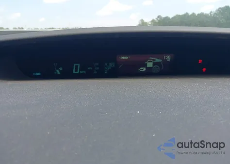 2011 Toyota Prius Three from USA, damaged, VIN JTDKN3DU3B1383812